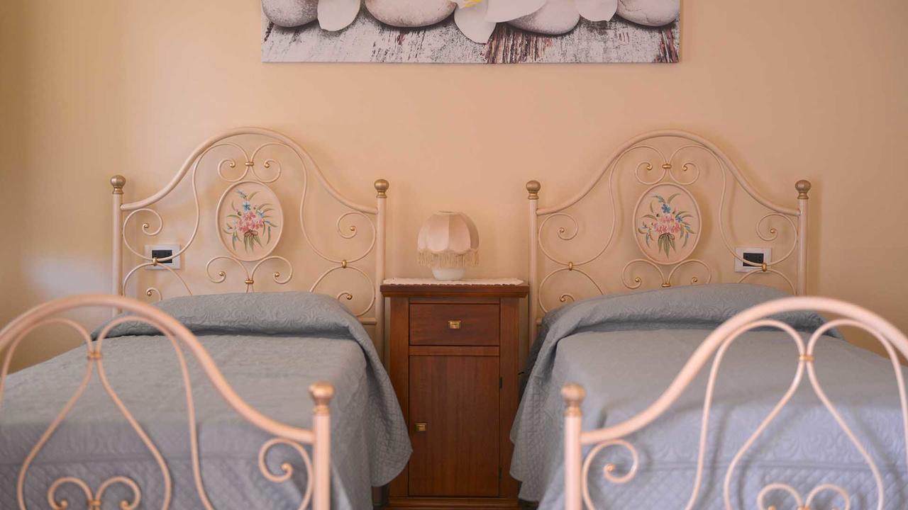 La Locanda Francigena Bed and Breakfast Lucca Esterno foto